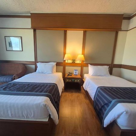 Cholchan Pattaya Beach Resort - Sha Extra Plus Kültér fotó